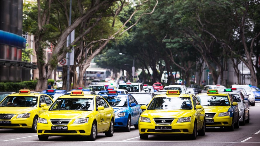 Taxis and Ride-Sharing Services in Singapore